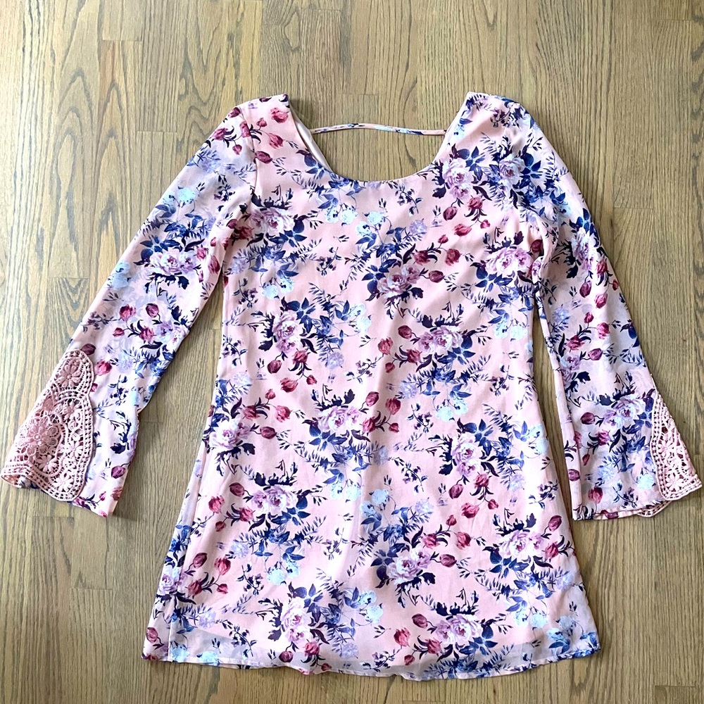 Speechless Long Sleeve Floral Lace Mini Dress M
